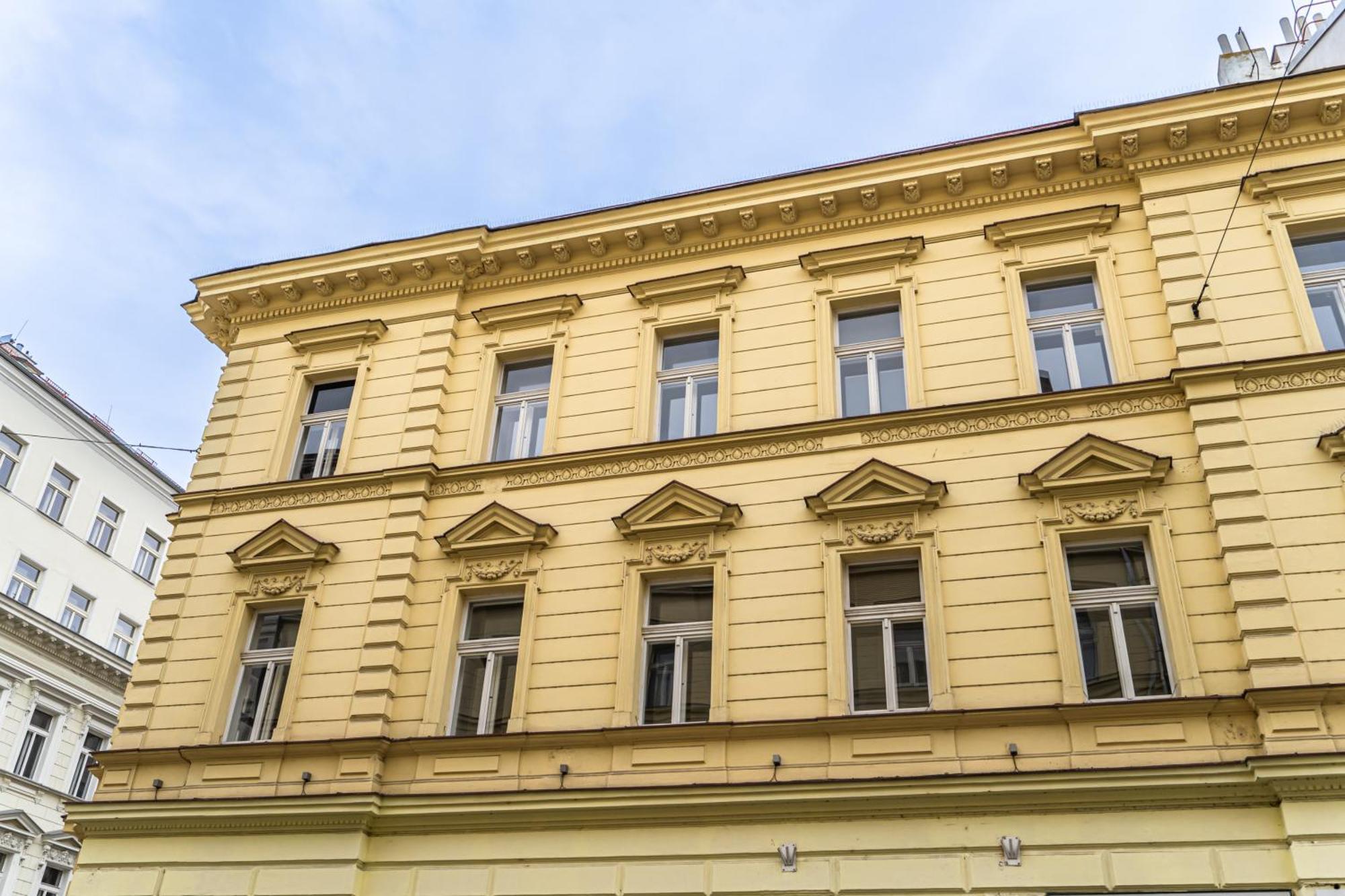 Apartments Kamenicka 23 Praha Eksteriør bilde