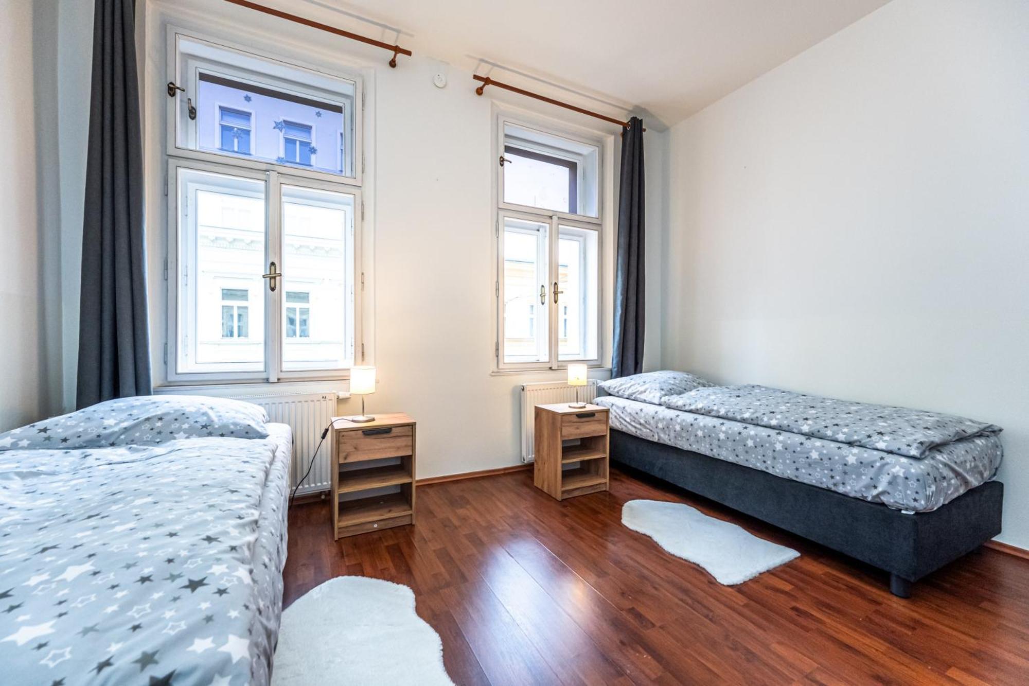 Apartments Kamenicka 23 Praha Eksteriør bilde